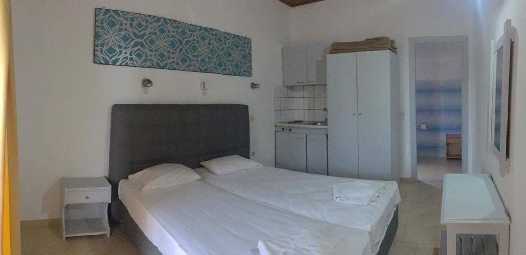 Athina Aparthotel Kavos Exterior photo