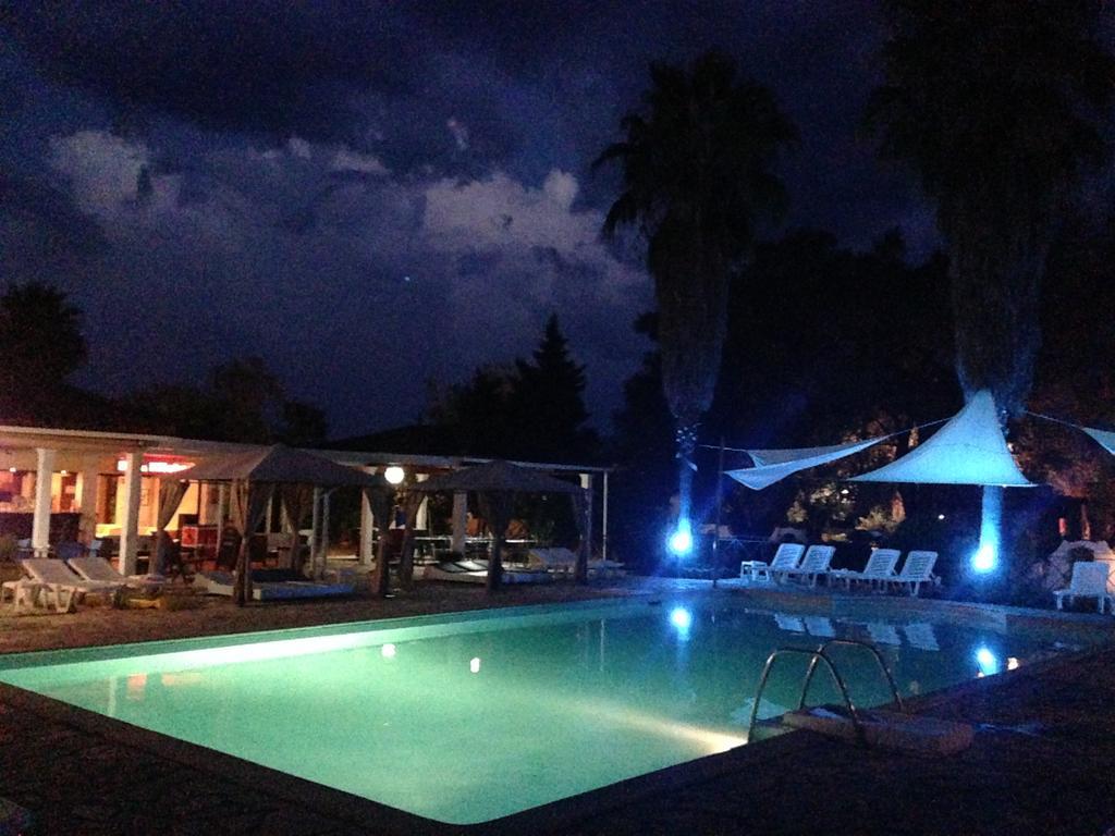 Athina Aparthotel Kavos Exterior photo