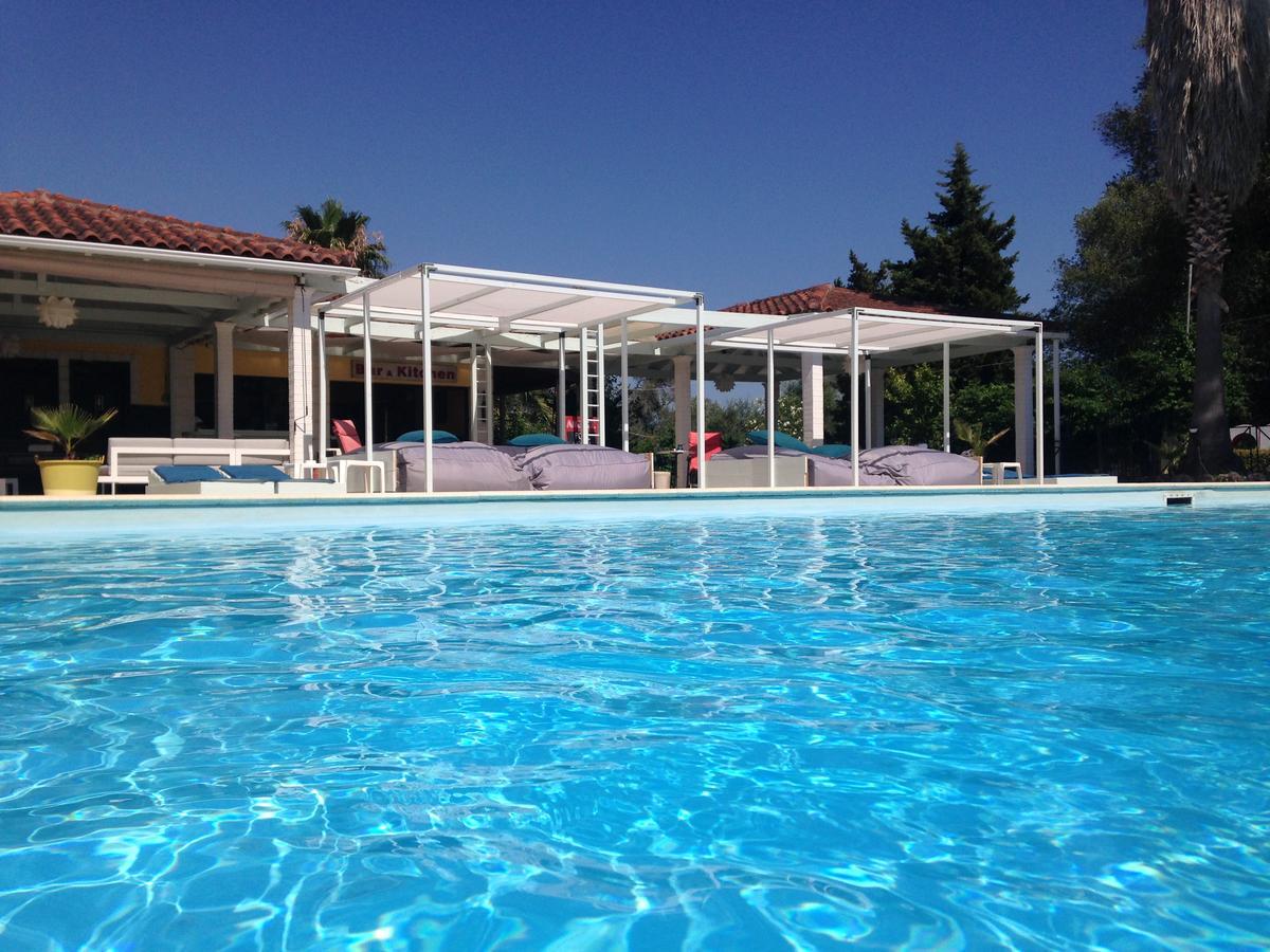 Athina Aparthotel Kavos Exterior photo