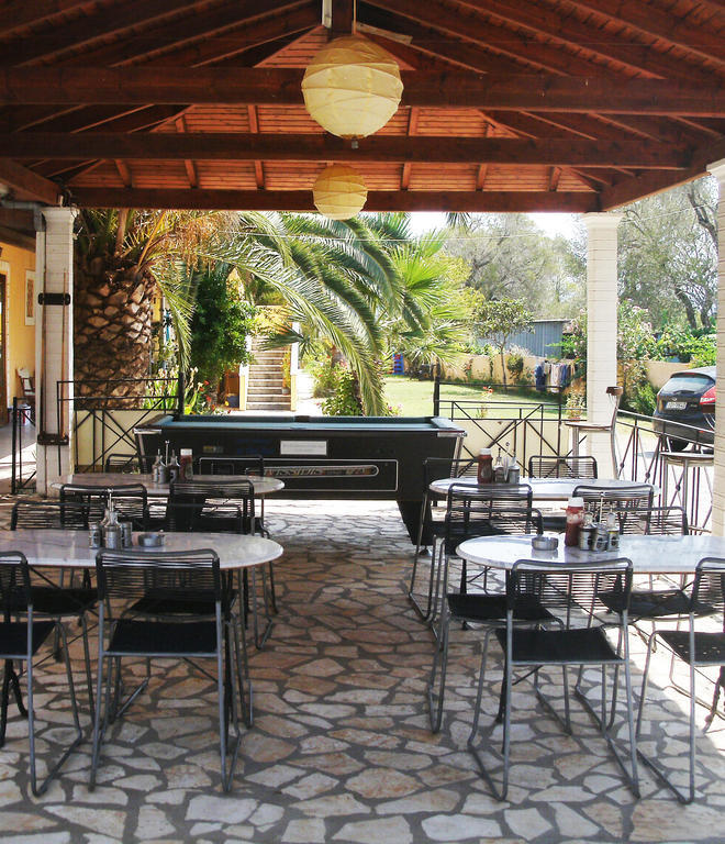 Athina Aparthotel Kavos Exterior photo